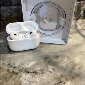 Apple AirPods Pro 2